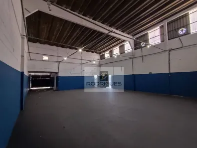 Galpão/Depósito/Armazém para alugar, 296m² no Conceição, Diadema