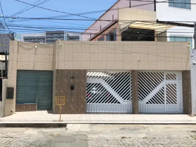 Casa com 6 Quartos à venda, 302m² no Grageru, Aracaju