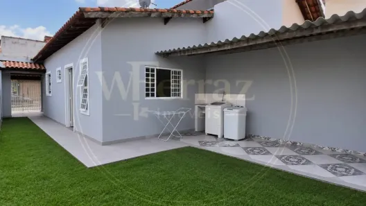 Casa com 2 Quartos à venda, 100m² no Jardim Santa Marina, Jacareí