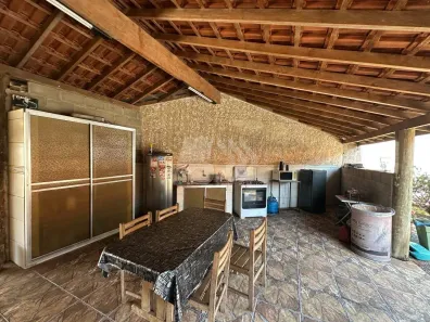 Casa com 3 Quartos à venda, 181m² no Loteamento Santa Rosa, Piracicaba