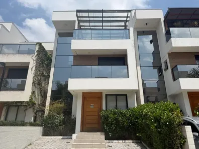 Casa de Condomínio com 4 Quartos à venda, 212m² no Parque Rincão, Cotia