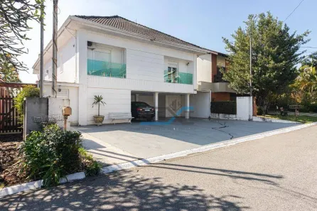 Casa de Condomínio com 4 Quartos para venda ou aluguel, 348m² no Alphaville, Santana de Parnaíba