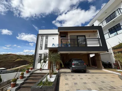 Casa de Condomínio com 4 Quartos à venda, 450m² no Salvaterra, Juiz de Fora