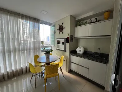 Apartamento com 3 Quartos à venda, 122m² no Meia Praia, Itapema