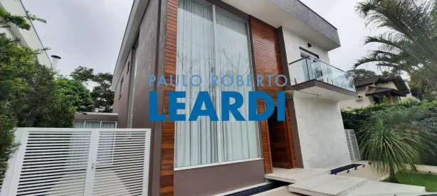 Sobrado com 5 Quartos à venda, 450m² no Riviera, Bertioga