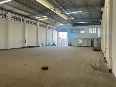 Galpão/Depósito/Armazém para alugar, 378m² no Jardim Limoeiro, Serra