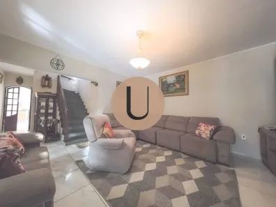 Sobrado com 3 Quartos à venda, 210m² no Parque Oratório, Santo André