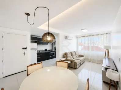 Apartamento com 2 Quartos para alugar, 67m² no Menino Deus, Porto Alegre