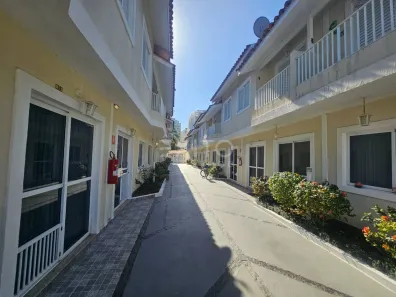 Casa de Condomínio com 2 Quartos à venda, 75m² no Centro, Bertioga