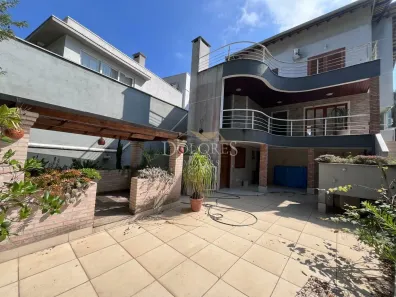 Casa de Condomínio com 3 Quartos para alugar, 280m² no Parque Residencial Itapeti, Mogi das Cruzes