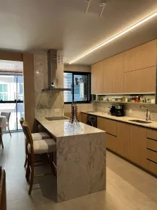 Apartamento com 2 Quartos à venda, 75m² no Cabral, Curitiba