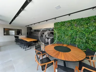 Sobrado com 4 Quartos à venda, 300m² no Osvaldo Rezende, Uberlândia