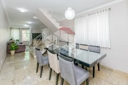 Casa com 3 Quartos à venda, 226m² no Vila Bertioga, São Paulo