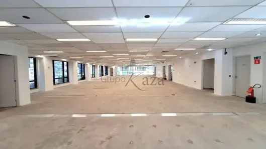 Ponto Comercial com 1 Quarto para alugar, 386m² no Cerqueira César, São Paulo