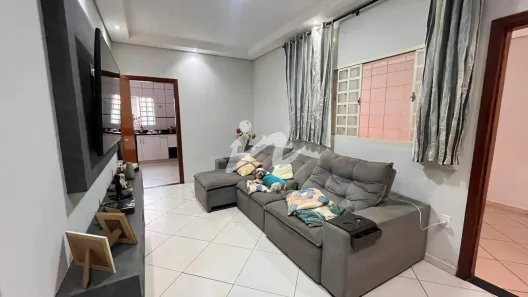 Casa com 3 Quartos à venda, 160m² no Luizote de Freitas, Uberlândia
