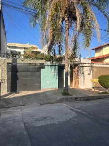 Casa com 4 Quartos à venda, 210m² no Residencial Taquaril, Betim