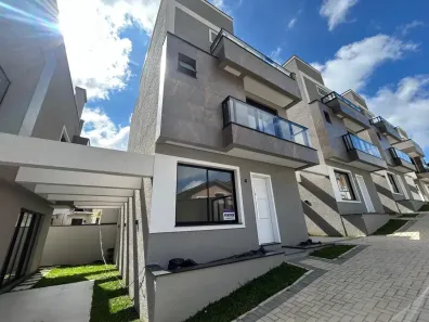 Sobrado com 3 Quartos à venda, 123m² no Mercês, Curitiba