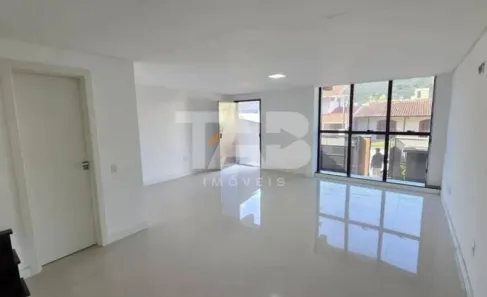Sobrado com 3 Quartos à venda, 166m² no Carvalho, Itajaí