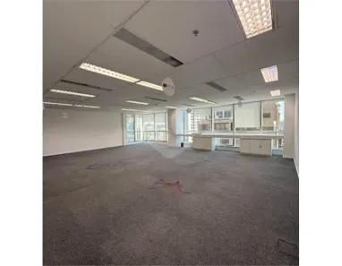Sala Comercial à venda, 212m² no Vila Olímpia, São Paulo