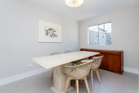 Casa de Condomínio com 4 Quartos à venda, 146m² no Tarumã, Curitiba