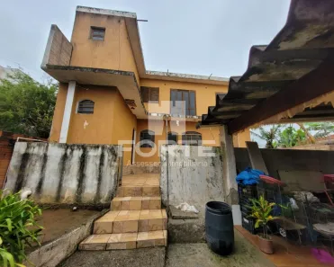 Sobrado com 3 Quartos à venda, 375m² no Vila Brasileira, Mogi das Cruzes