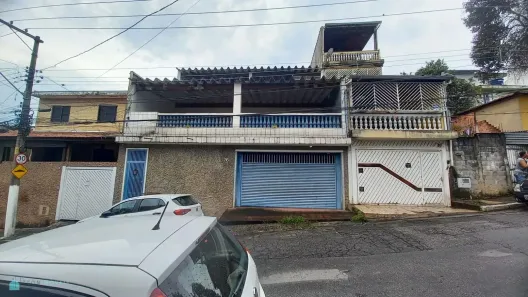 Casa com 2 Quartos à venda, 200m² no Vila Yara, São Paulo