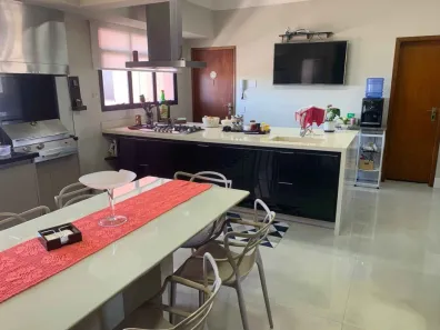 Apartamento com 3 Quartos à venda, 189m² no Vila Santa Tereza, Bauru