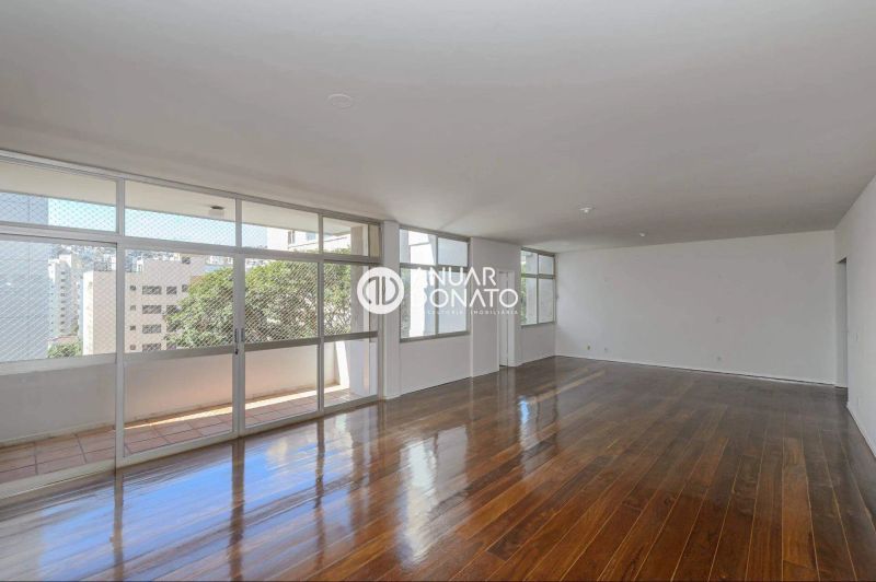 Apartamento com 4 quartos — Serra, Belo Horizonte