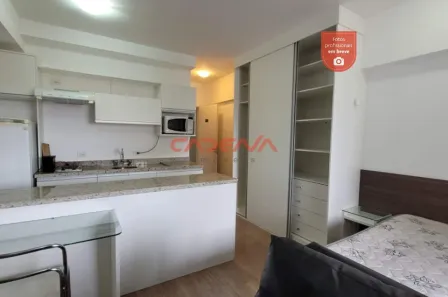 Apartamento com 1 Quarto para alugar, 33m² no Centro, Curitiba