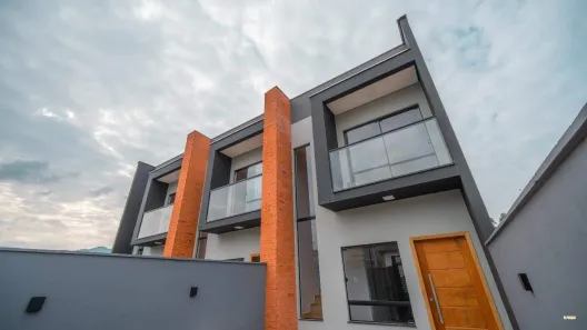 Casa com 2 Quartos à venda, 131m² no Jaraguá 99, Jaraguá do Sul