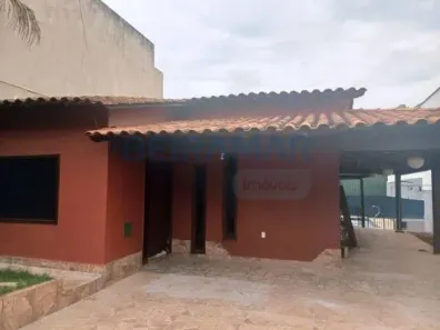 Casa de Condomínio com 3 Quartos para alugar, 150m² no Setor Habitacional Vicente Pires, Brasília