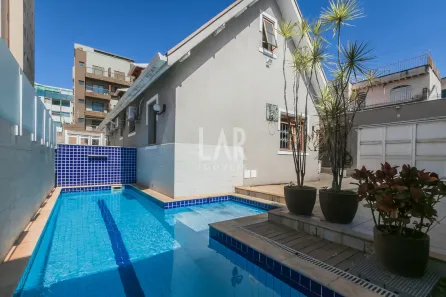 Casa com 5 Quartos à venda, 196m² no Floresta, Belo Horizonte