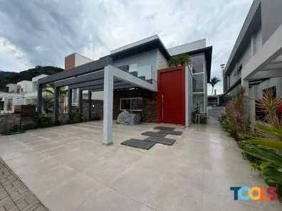 Casa de Condomínio com 4 Quartos à venda, 311m² no Costa Nova, Caraguatatuba