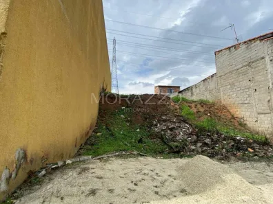 Lote/Terreno à venda, 300m² no Jardim das Oliveiras, Jacareí