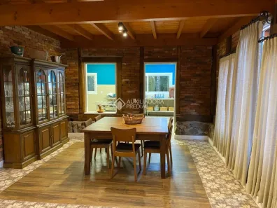 Casa com 4 Quartos à venda, 370m² no , Gramado