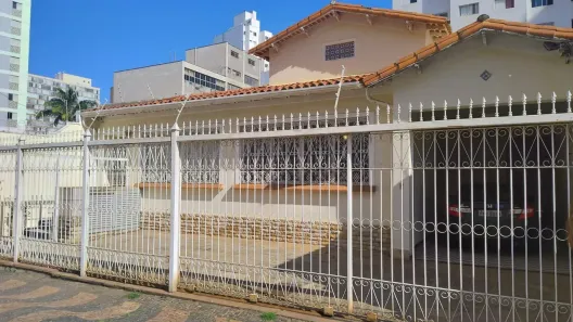 Casa com 4 Quartos à venda, 314m² no Centro, Campinas