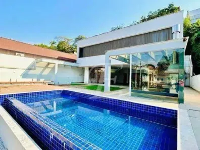 Casa com 4 Quartos para alugar, 357m² no São Paulo II, Cotia