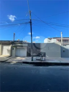 Casa com 4 Quartos à venda, 200m² no Cidade Universitária, Maceió