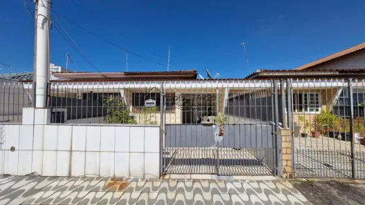 Casa com 2 Quartos à venda, 138m² no Real, Praia Grande