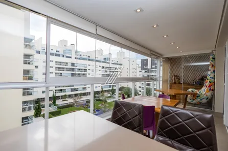 Apartamento com 4 Quartos à venda, 193m² no Água Verde, Curitiba