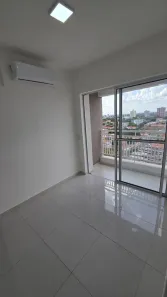 Apartamento com 3 Quartos para alugar, 70m² no Ilhotas, Teresina