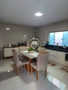 Casa com 3 Quartos à venda, 238m² no Setor Garavelo, Aparecida de Goiânia