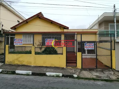 Casa com 2 Quartos para alugar, 133m² no Jardim Vila Galvão, Guarulhos