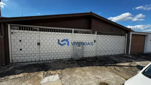 Casa com 4 Quartos à venda, 181m² no Jardim García, Campinas