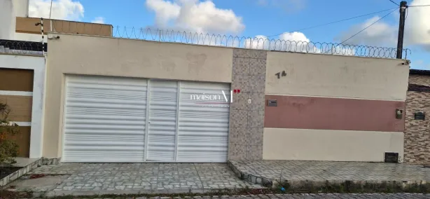 Casa com 3 Quartos à venda, 99m² no Emaús, Parnamirim