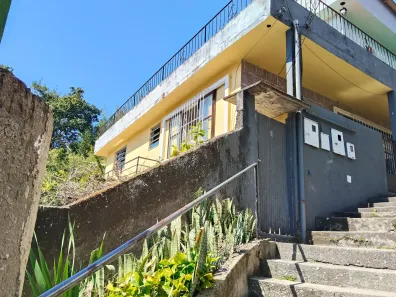 Casa com 2 Quartos à venda, 70m² no Alto da Serra, Petrópolis