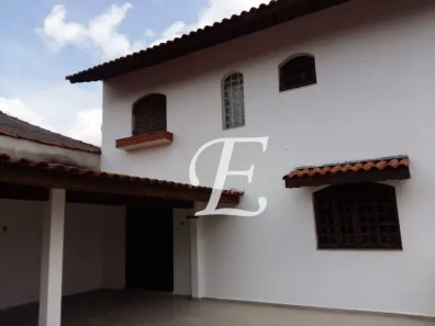 Sobrado com 9 Quartos à venda, 420m² no Vila Nivi, São Paulo