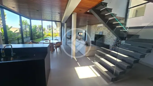 Casa de Condomínio com 4 Quartos à venda, 277m² no Gávea, Uberlândia