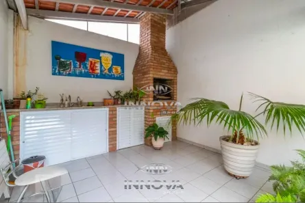 Casa com 3 Quartos para alugar, 159m² no Tamboré, Santana de Parnaíba