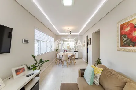 Casa com 3 Quartos à venda, 228m² no Cajuru, Curitiba
